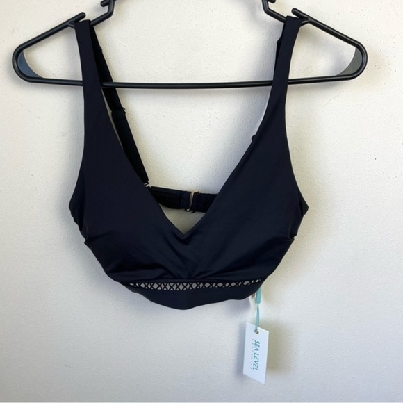 Sea Level Underwire Bikini‎ Top - Picture 6 of 13